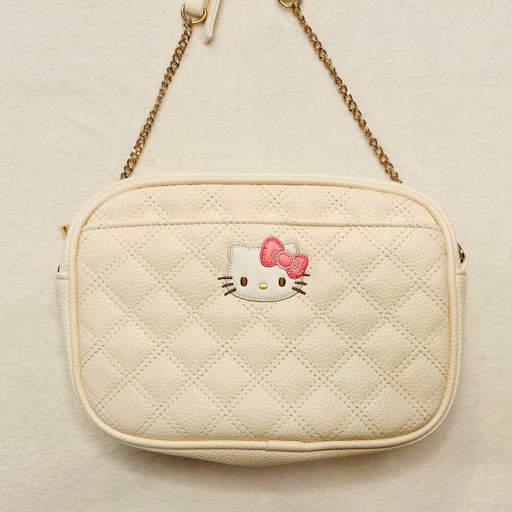 Sanrio Hello Kitty Quilted Crossbody Bag – Cream/Gold Chain, Pink Lining, Kawaii